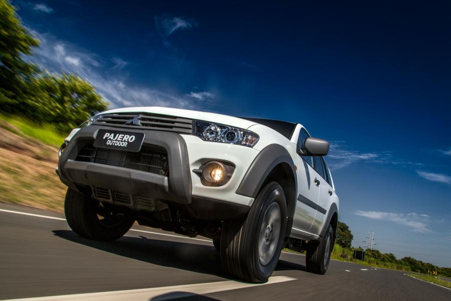  Mitsubishi Pajero Dakar OutDoor 2016 года  (фото 5 из 30)